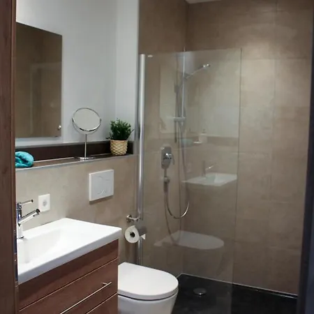 Apartment Living Maurer *