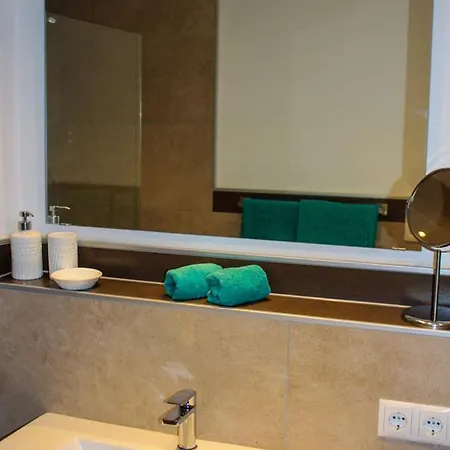 Living Maurer Apartment